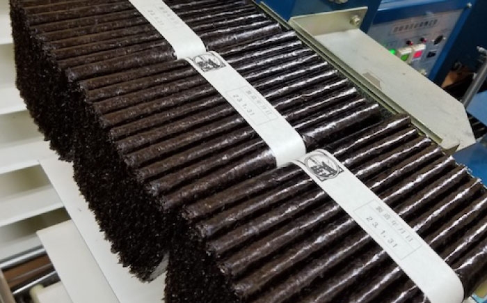 カネト海苔水産の「味付のりボトル入り」 