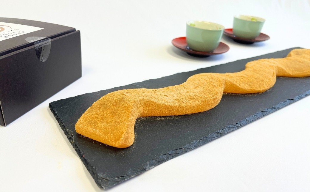 道の駅錦秋湖の人気メニューが、さらに長くなって商品化されました!