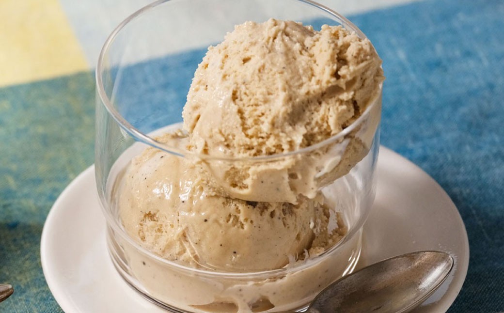 成城石井 くちどけなめらかなコーヒーアイス（110ml×24個）