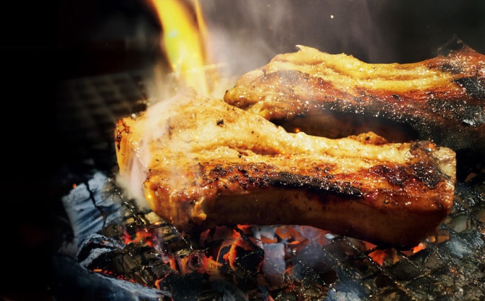 冷凍 グルメ キャンプ飯 BBQ パーティー 骨付き肉 温めるだけ 人気 ギフト 贈答 簡単調理 お肉 肉 スペアリブ 惣菜