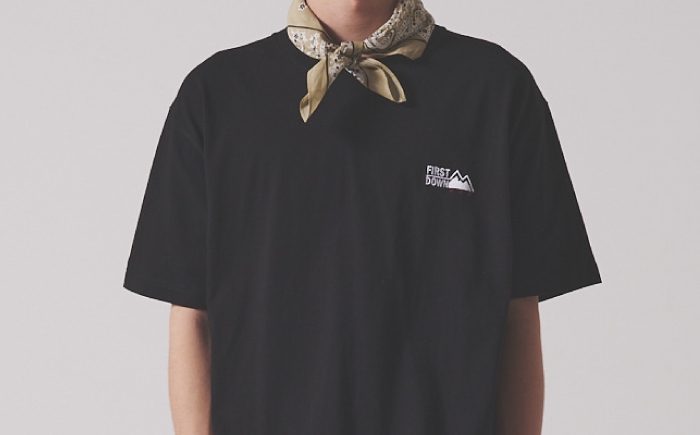 Tシャツ 半袖 シンプル 洋服 おしゃれ トップス 人気 おすすめ アウトドア