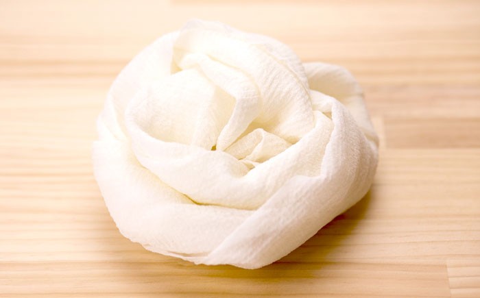 【浜ちりめん】kinumina生シルクのボディタオル日本製 国産 シルク 絹 ボディタオル