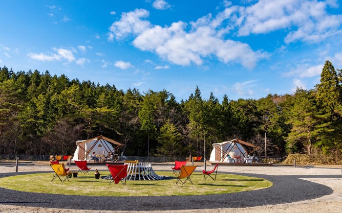 グランピング 利用券 アウトドア キャンプ 焚き火 チケット 高原 チケット 贈答 ギフト おすすめ 人気 岐阜県 恵那市