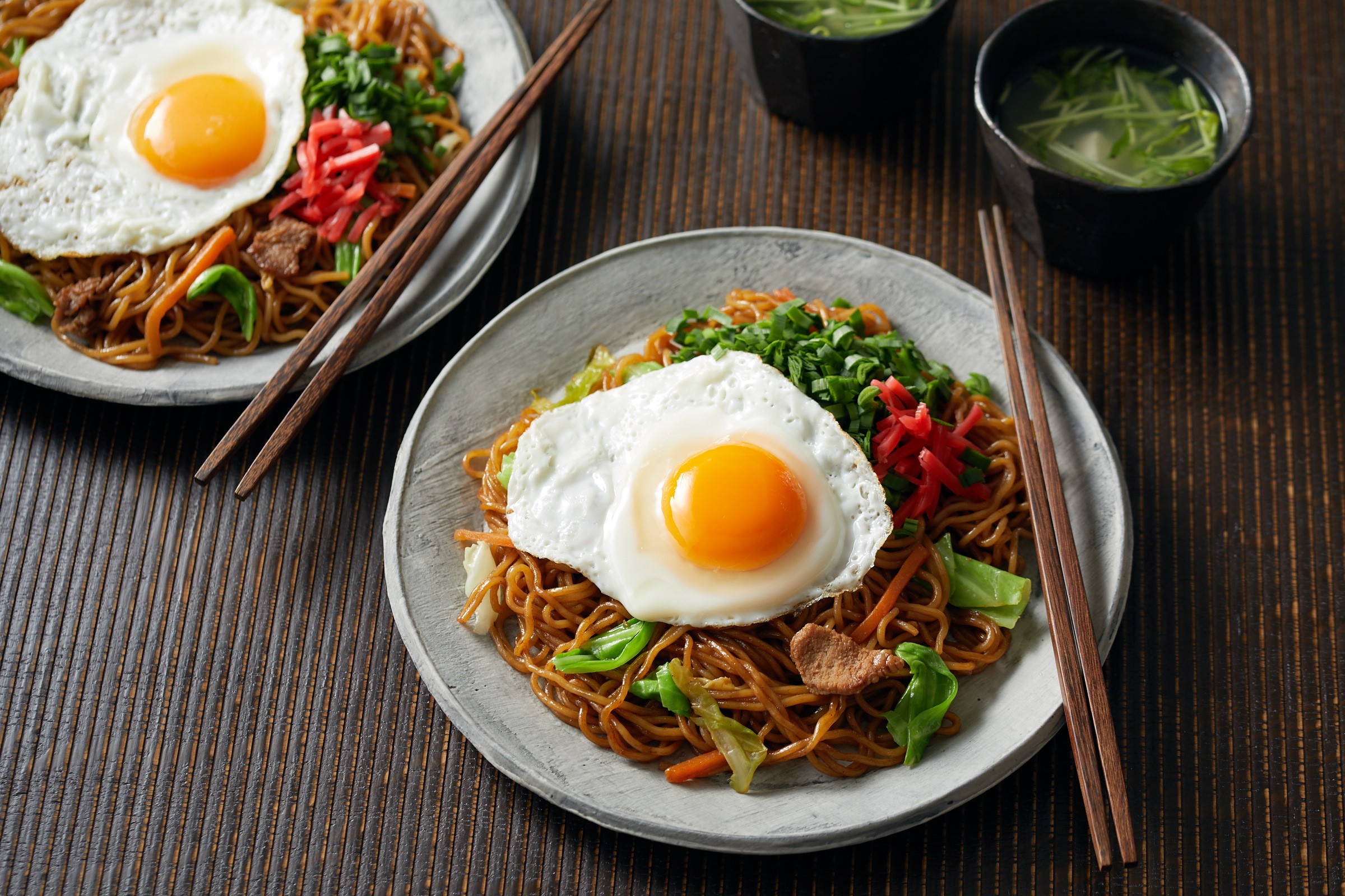 レンチン簡単調理！テレビで話題の国産具材入りもちもち麺のソース焼きそば