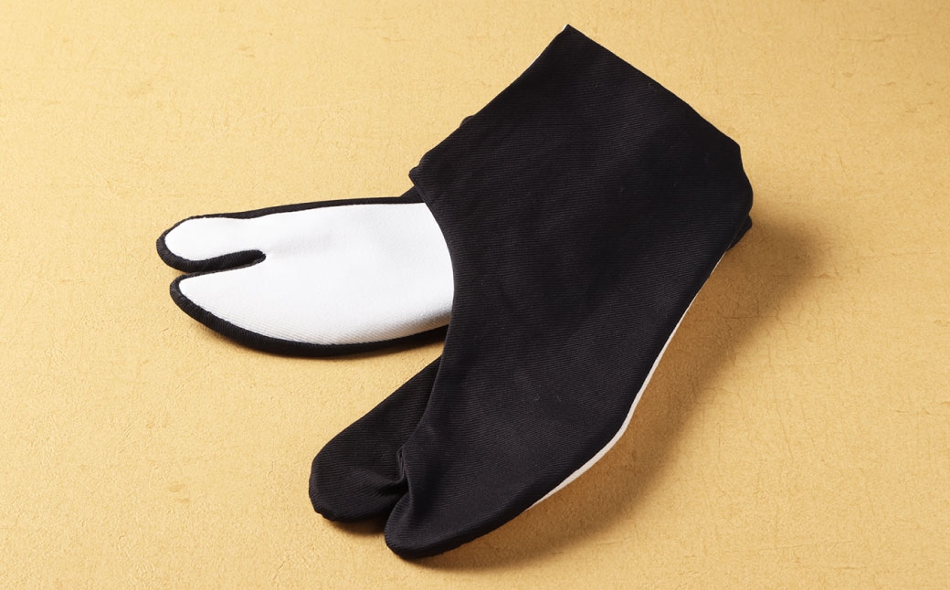 雲才足袋四枚馳白底【21.0cm】