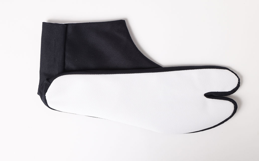 雲才足袋四枚馳白底【22.5cm】