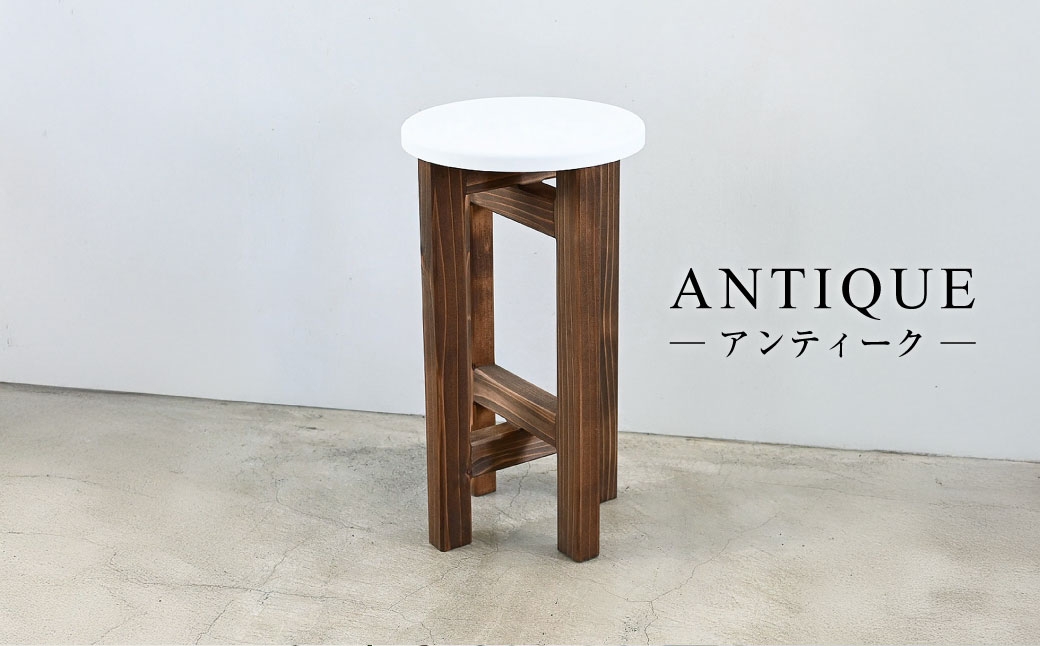 低くて小さなスツール【白】