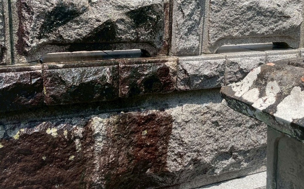 墓地管理・高熱高圧洗浄機による清掃（年3回）