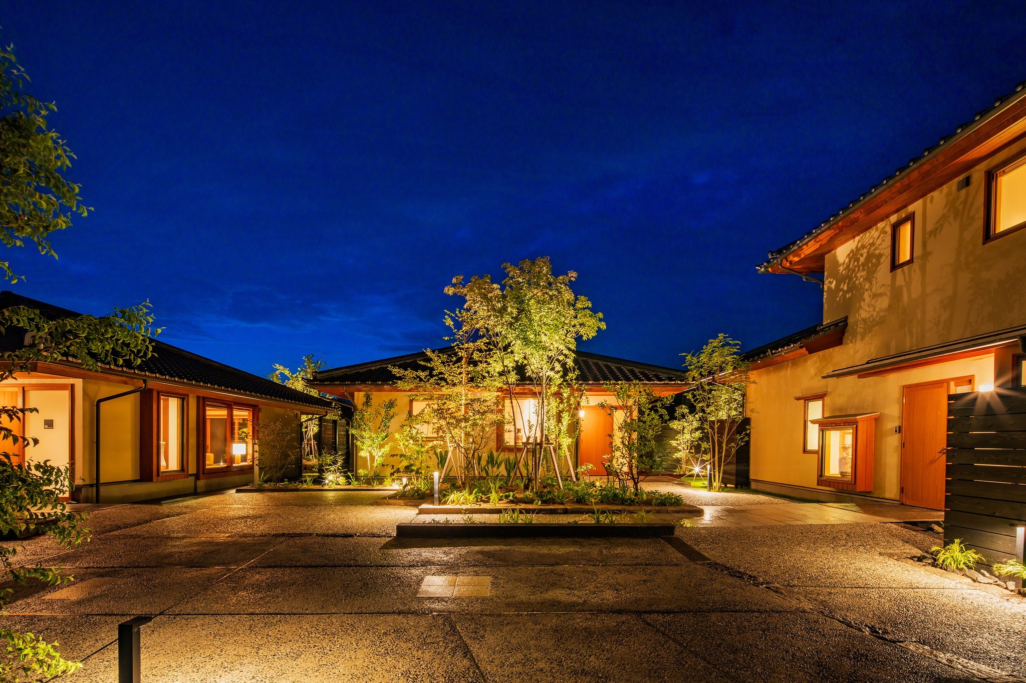 宿坊心月全景。全３棟、一日３組限定のお宿です。