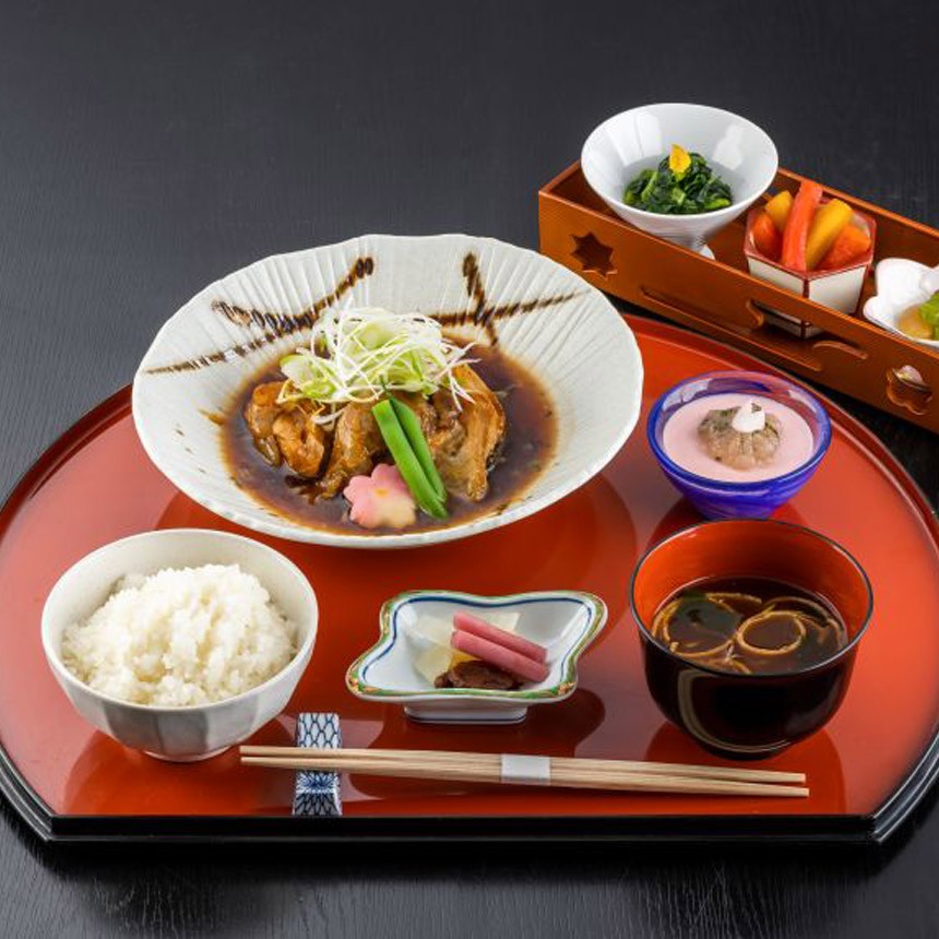 ※付属品はつきません。