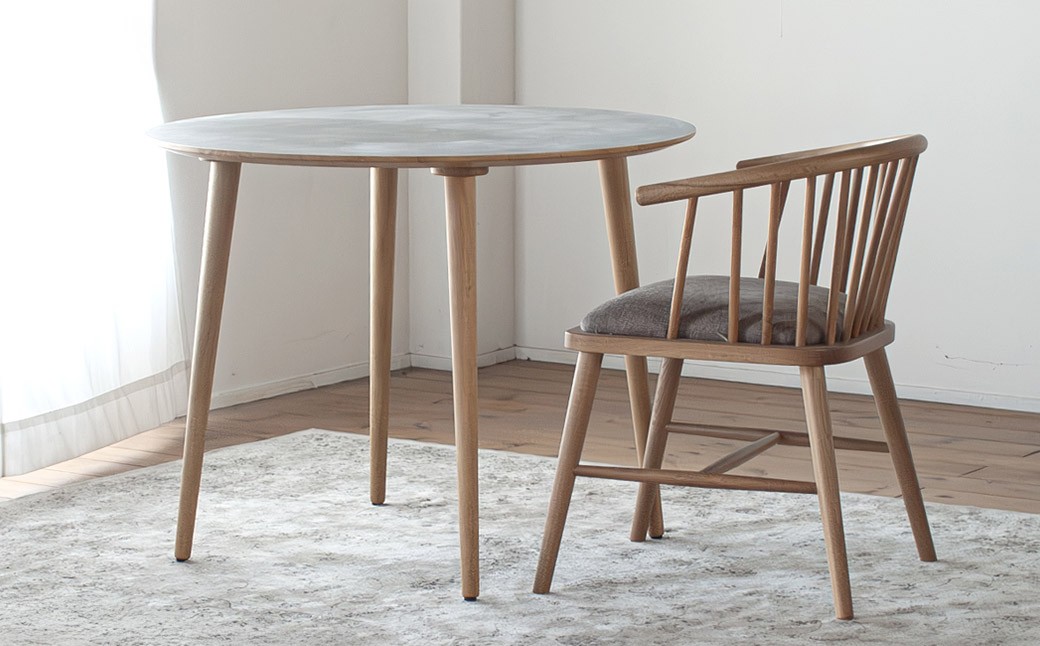 モルタル調メラミン材のラウンドダイニング （90cm） 木部オーク色