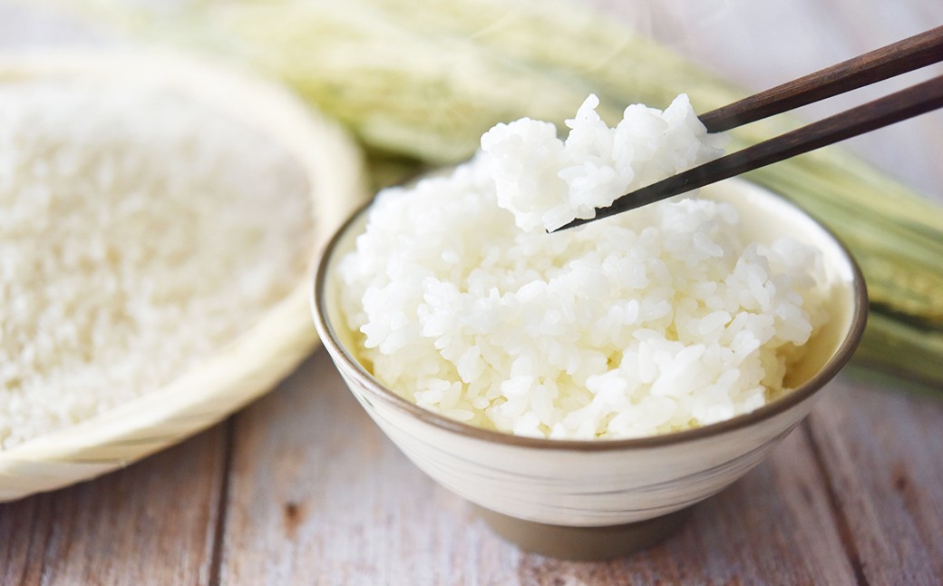 「長狭米コシヒカリ」は、しっかりとした香りと粒感、そして濃厚な旨味と甘みが特徴です。