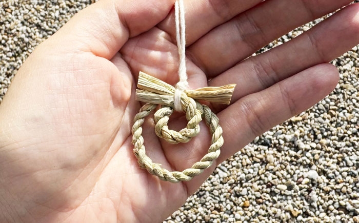 日々の暮らしのなかで、災いを除け、大切な場を守るお守りに。伝統 ハンドメイド