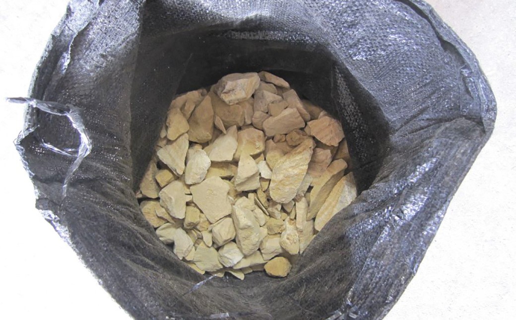 【5個口】庭石、ごろた石 天草小粒（30mm～50mm） 約20kg土嚢袋入り 合計約100kg