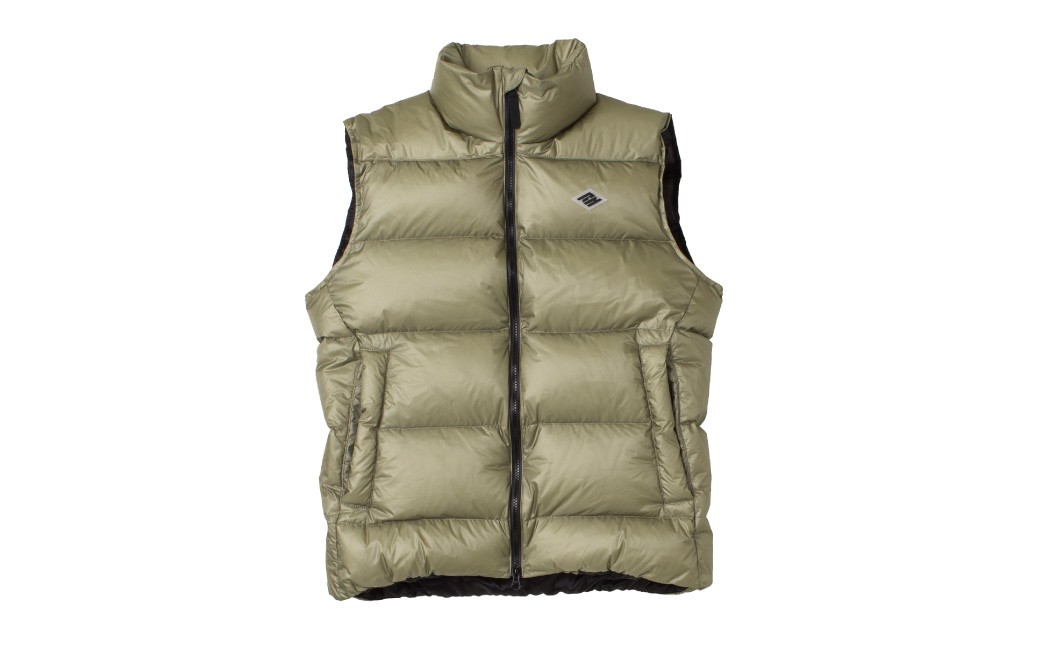＜UNISEX＞ 北海道ダウン：RETAR NUY／レタールヌイ［ESON／エソン］DOWN VEST［PISTACHIO］