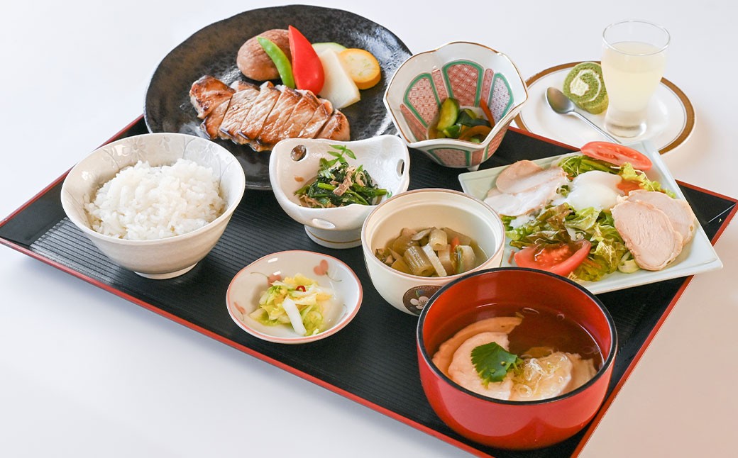 【平日限定】 カダルテラス金田一 1泊2食付き シングル宿泊券 （洋室） 