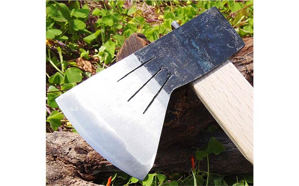 【土佐打刃物】銀杏刃型 切り斧 刃長9cm