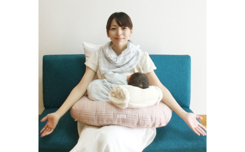 SANGOくっしょん（授乳クッション）琉球絣くろ