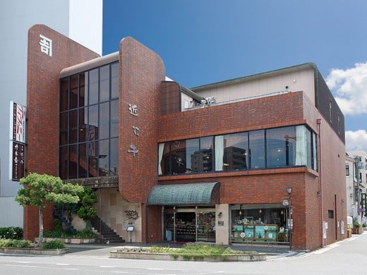 カネ吉山本 本社