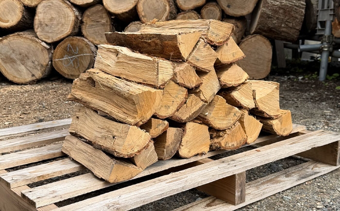 乾燥 薪ストーブ ストーブ なら 焚き火 使い切りサイズ まとめ買い マキ まき 25kg 広葉樹 自然素材 広葉樹薪 防災 木