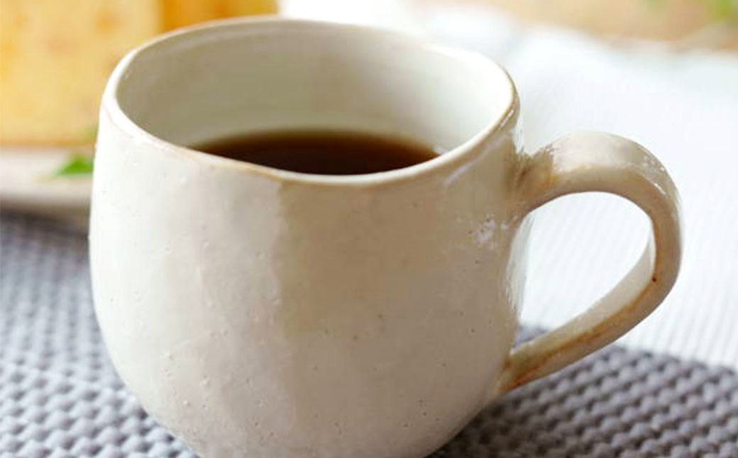 ほっこり優しいフォルムのコーヒーカップ 2個