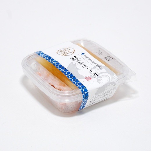 秋鮭のほぐし身をふんだんに味わえる、贅沢なお茶漬けセットです。