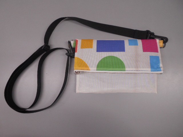 市制70周年フラッグのアップサイクル品になります。