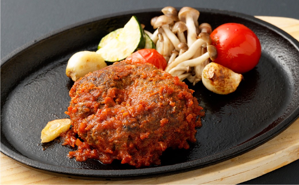 国産合挽手ごねハンバーグガーリックトマトソース