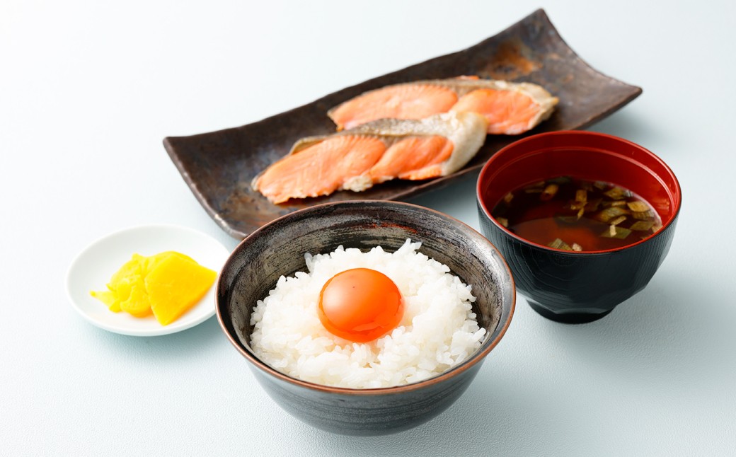 熊本県天草市で生まれたブランド卵「天草タマンゴ」10個入 ／ 化粧箱×6回 計60個 化粧箱入