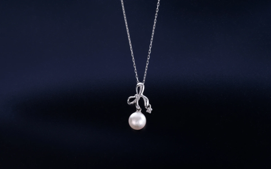 リボンモチーフ 真珠 ネックレス ダイヤモンドとパールのネックレス K18WG