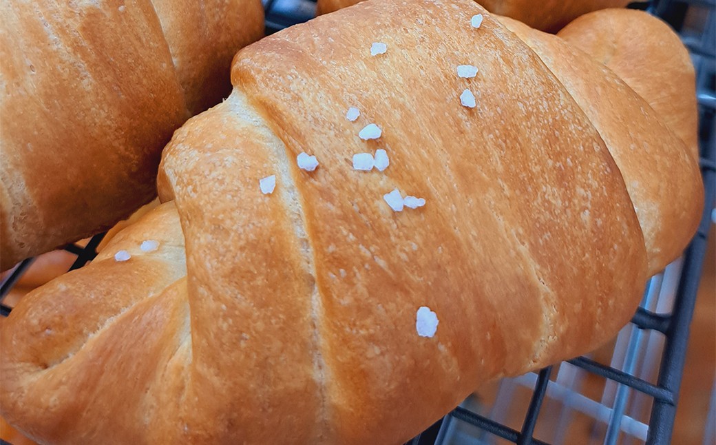 のんびりパン屋自慢の塩バターパン 20個 セット （ハード 10個、ソフト 10個）