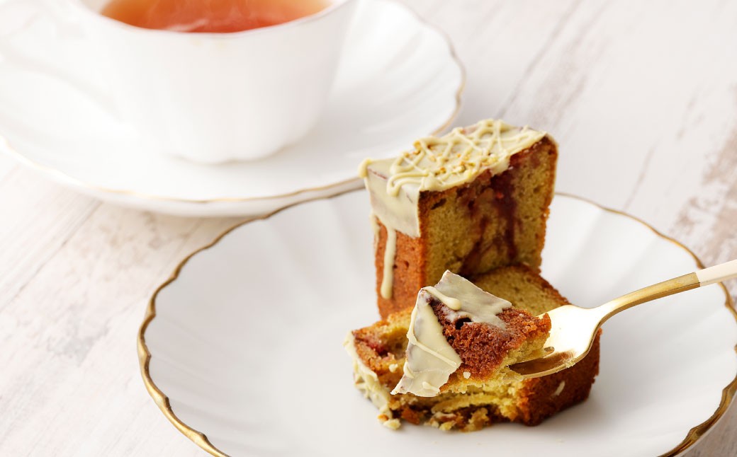 極上ケイクピスタチオ