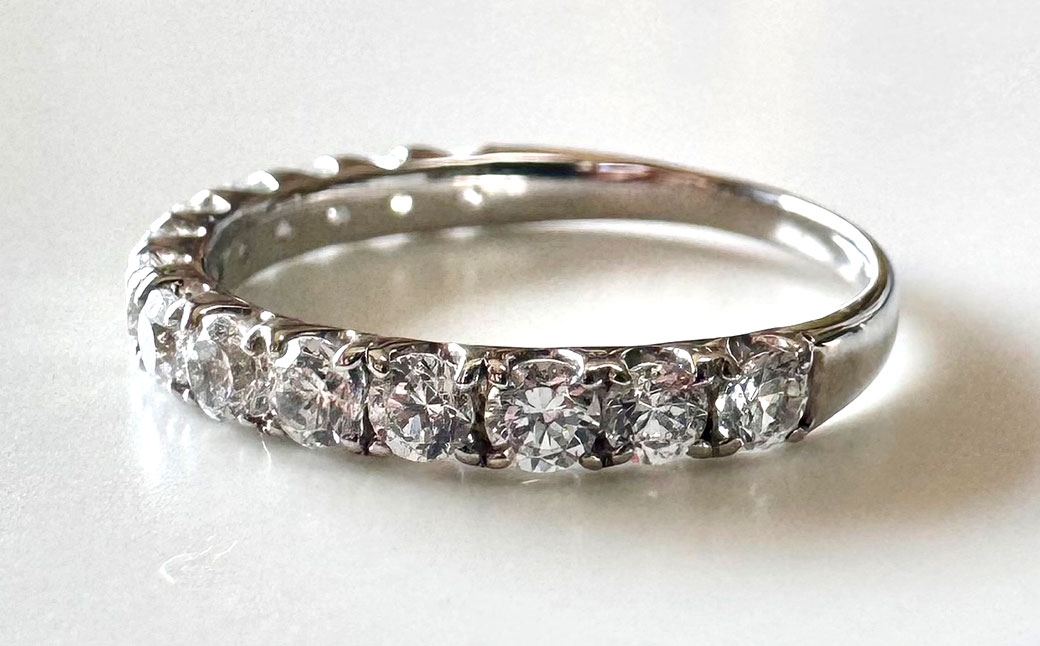 プラチナダイヤモンドリング ハーフエタニティーリング 1.00カラット 【AW-833/0009】