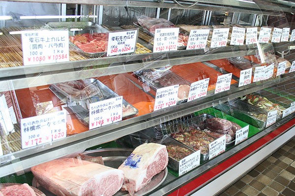 地元の美味しいお肉屋さんです。