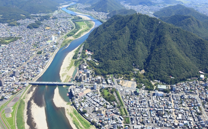 日本酒 お酒 酒造 酒蔵 地酒 岐阜 大吟 清酒 贈り物 ギフト 箱入り