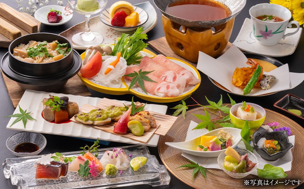 【1泊2食 (休日前) ペア宿泊券】筑後川温泉清乃屋 (特別室・ちくご)