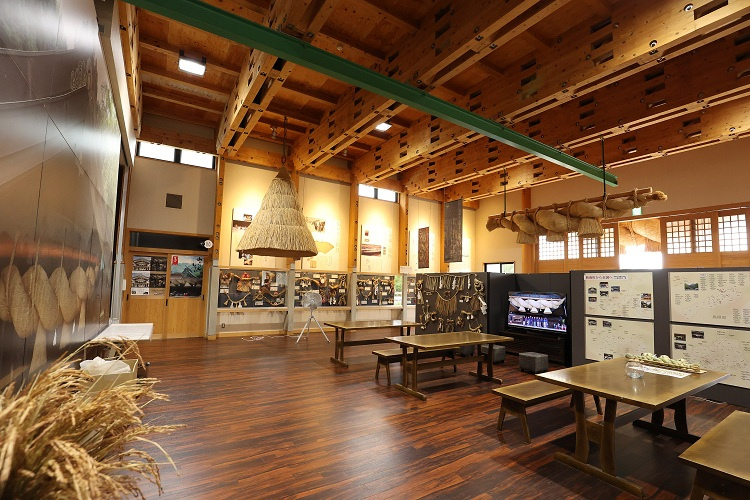 飯南町大しめなわ創作館の館内