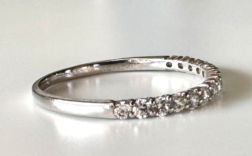 プラチナダイヤモンドリング ハーフエタニティーリング 0.30カラット 【AW-1066/0015】 