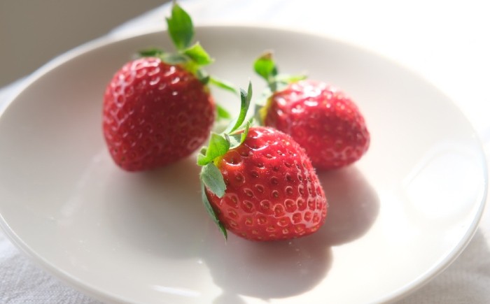 B25-087 【希少品種・鳥取県限定ブランド】とっておき苺（約500g）