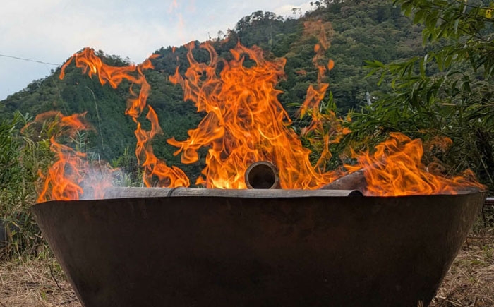 竹炭 ポーラス 畑 園芸 ガーデニング 農業 花壇 家庭菜園 土壌改良 鉢底石