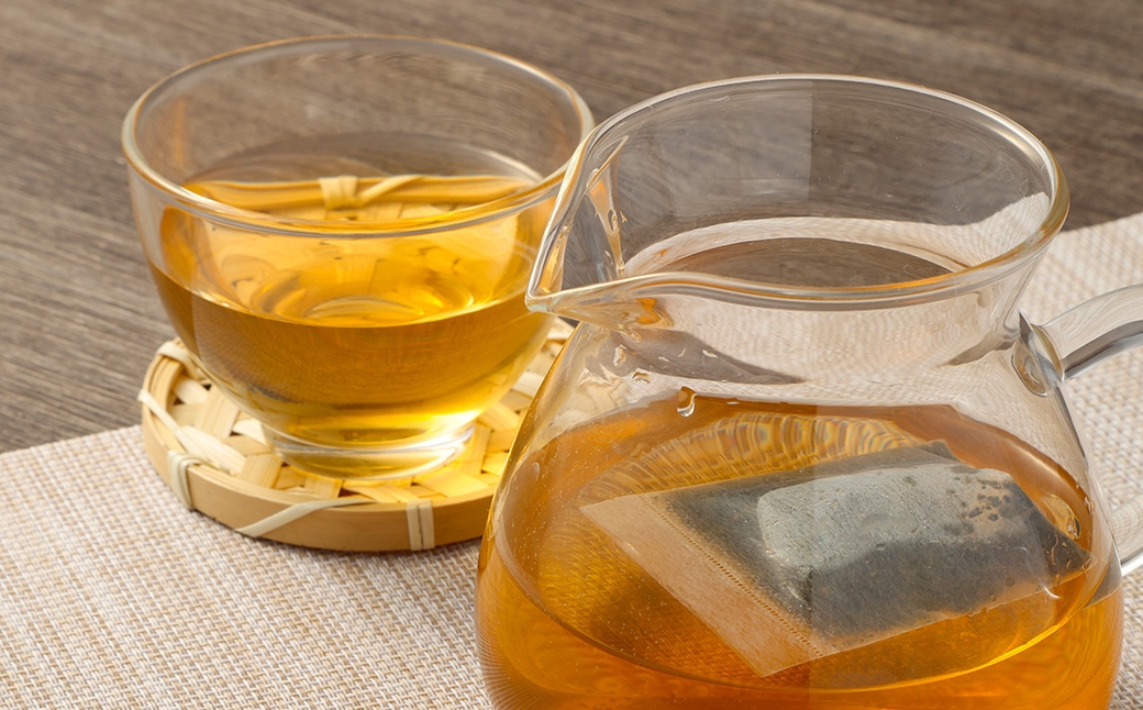 豊かな味わい 長崎玉緑茶金印 (100g×3本) 長崎びわ茶ティーバッグ (2.5g×10パック×1袋) ／ 詰め合わせ