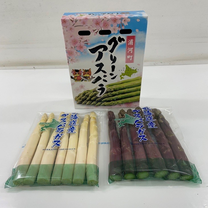 太くて今が旬の極太アスパラを是非ご賞味ください♬