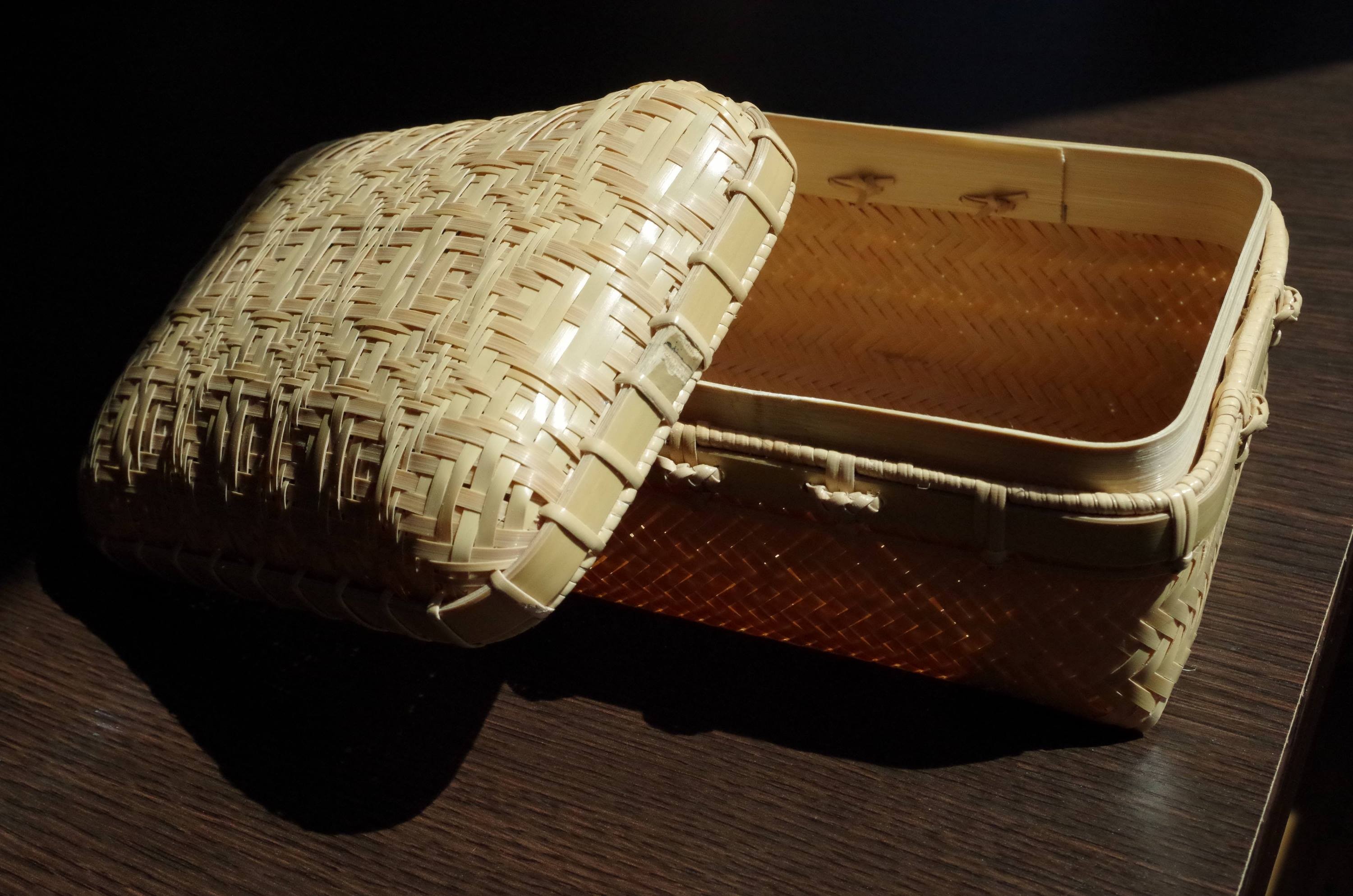 現在は身に竹の身は付いておりません。参考画像です。