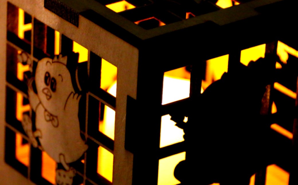 木製キューブ型 LEDランタン ☆ 村のマスコット「ピータン」入り☆