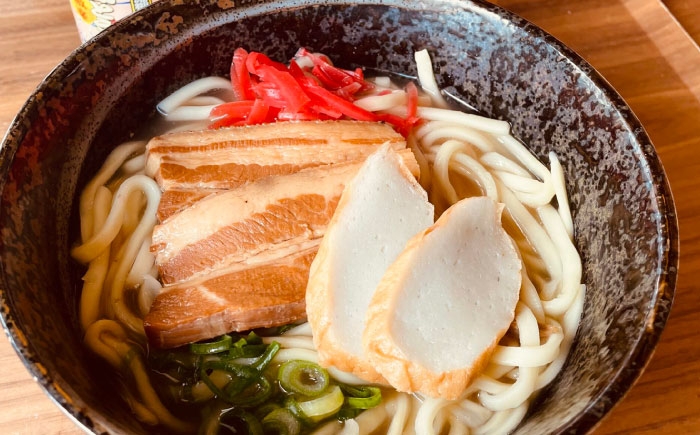 沖縄そば おきなわそば そば 三枚肉そば 三枚肉 豚肉 豚 お肉 麺 ソバ スープ 蕎麦 4食 セット 具付き お土産