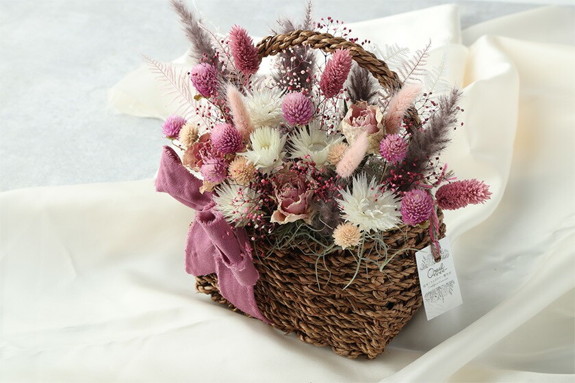 【ピンク・赤系】バスケットアレンジ Mサイズ