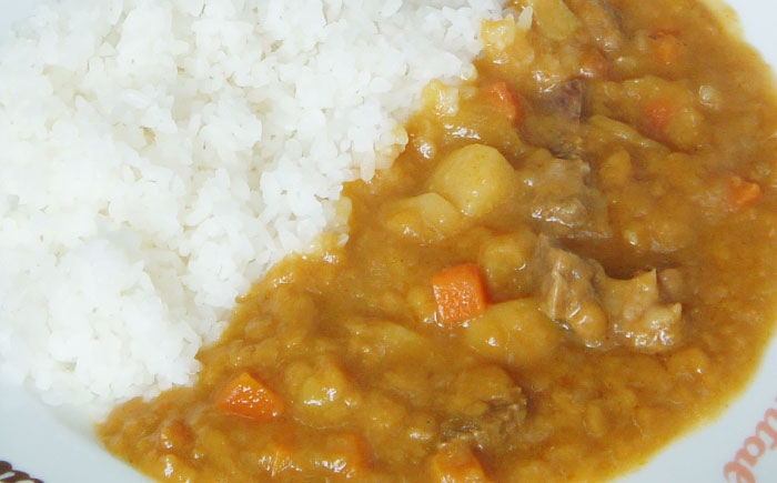 昭和の懐かしい味わいが食卓によみがえります！定番オリエンタルマースカレーセット！