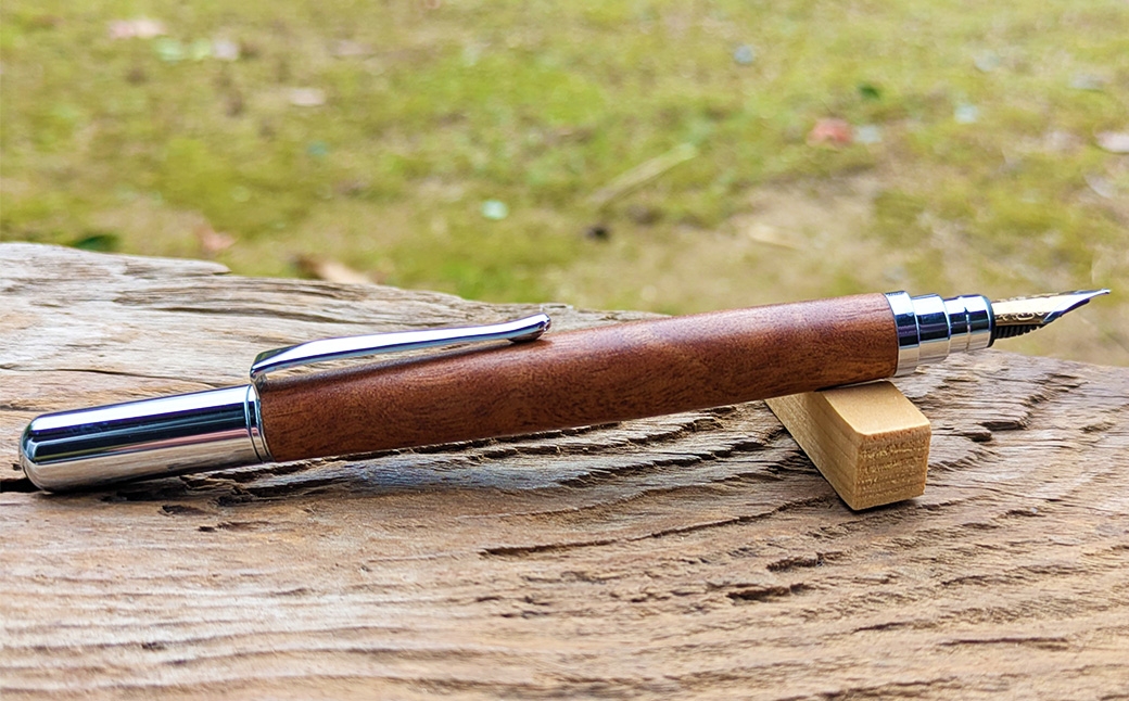 モアビの万年筆N（C）