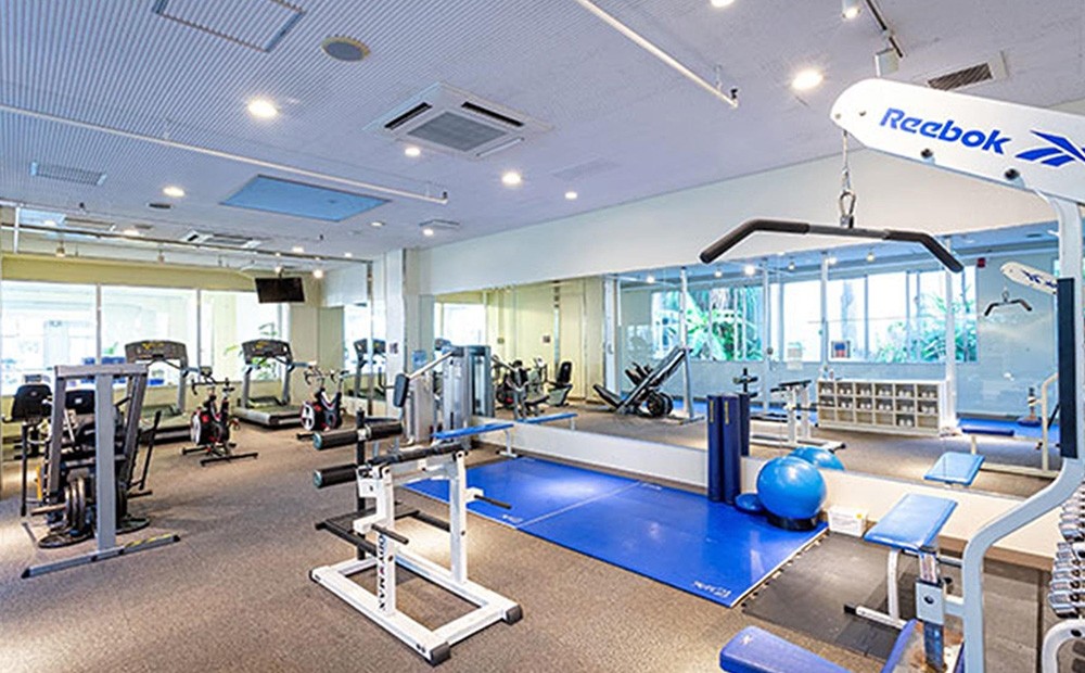 オーシャンタワー プレミアコーラルビュールーム 宿泊券 4名様利用 1泊(朝・夕付)沖縄かりゆしビーチリゾート・オーシャンスパ