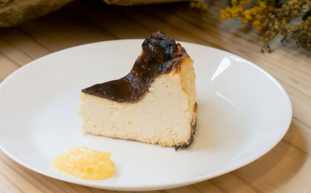 バスクチーズケーキ 5号 直径15cm ／ 洋菓子 スイーツ ケーキ おやつ チーズ デザート